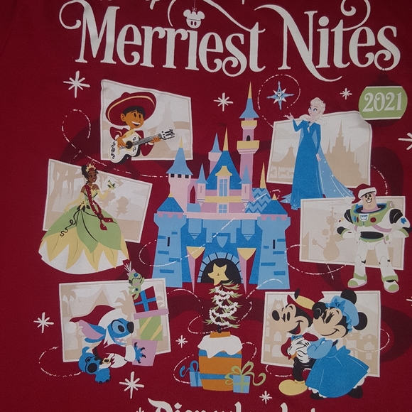 2021 Disney Merriest nights  cotyon long sleeve shirt - Picture 8 of 10